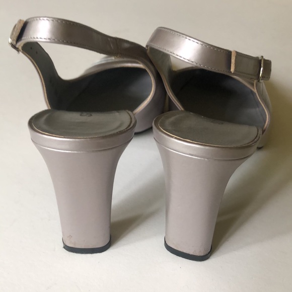 St. John slingback - Picture 3 of 5